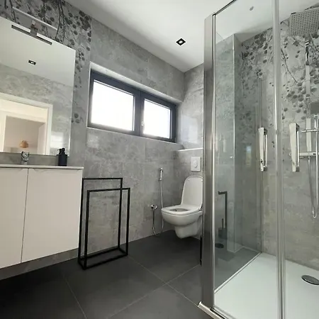 ヴィラ Magnifique Avec Jacuzzi ボウルクハイム